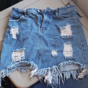𝅺PAPAYA distressed denim jean mini skirt small